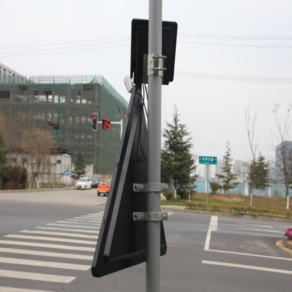 1708134586830504.jpg 三角二600.jpg